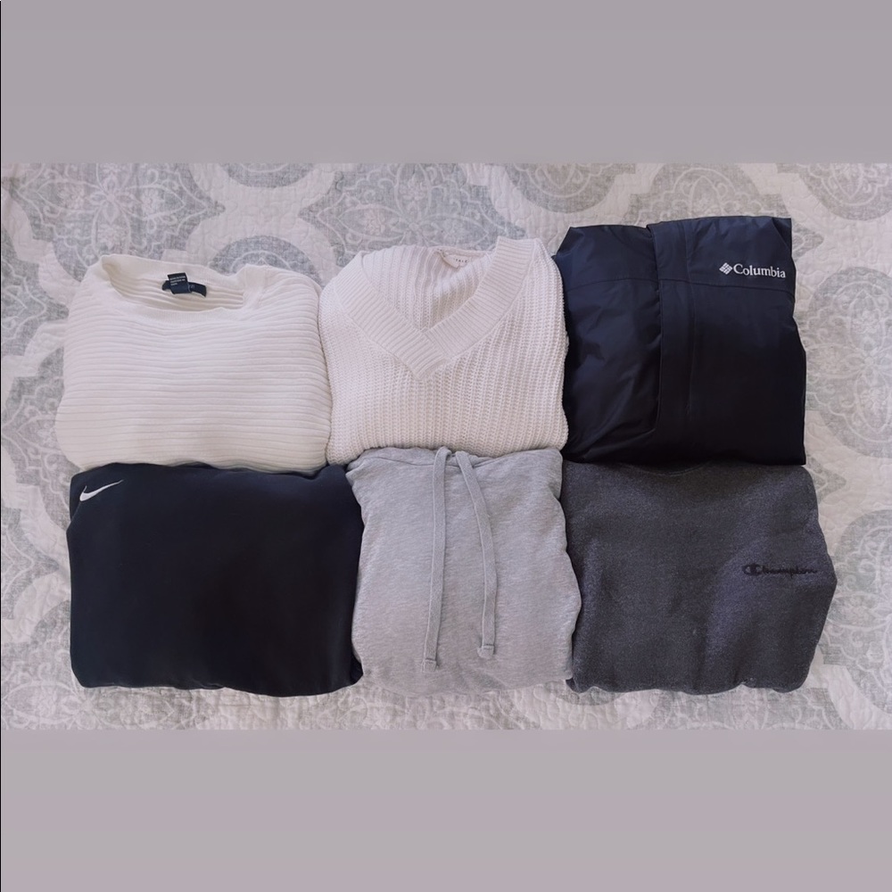 sweaters and sweatshirts